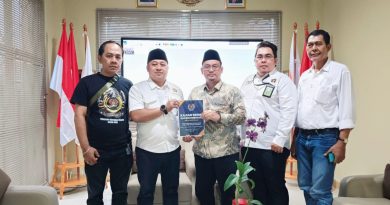 PWI Bekasi Raya Serahkan Kajian dan Rekomendasi CSR kepada Ketua DPRD Kota Bekasi