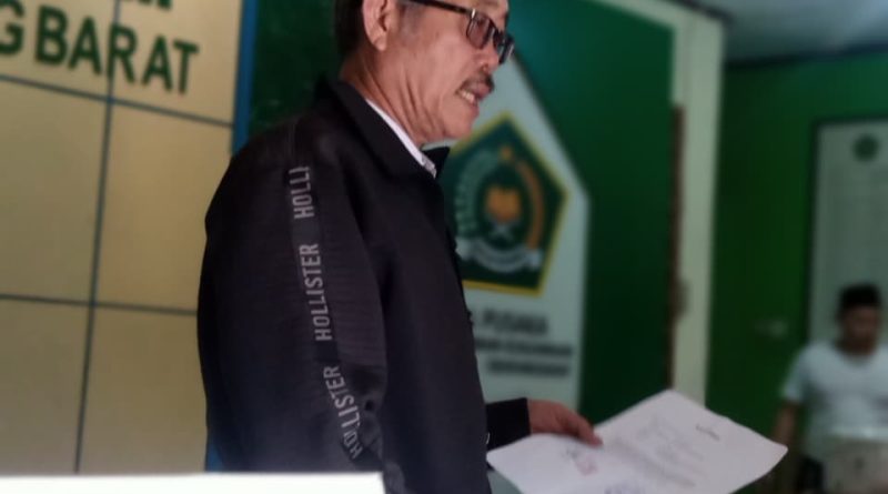 Kepala KUA Kecamatan Cikarang barat H. Abdul HAris SAg Mellakukan Kegiatan Bimbingan perkawinan sebelum Pernikahan