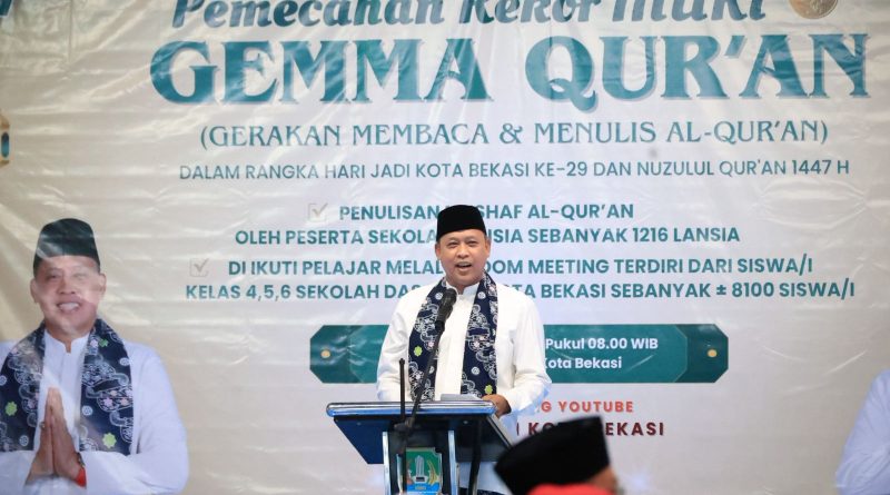 Pemkot Bekasi Raih Rekor Muri Libatkan Ribuan Orang Membaca Dan Tulis Mushaf Quran