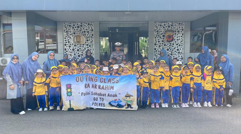 Satlantas Polres Garut Gelar Kegiatan Polisi Sahabat Anak Bersama TK Anggrek Cendekia dan RA Ar Rahim