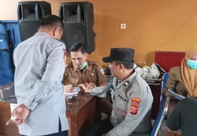 Polsek Malangbong Hadir di Tengah Masyarakat, Ikuti Kegiatan Donor Darah dan Bakti Kesehatan 