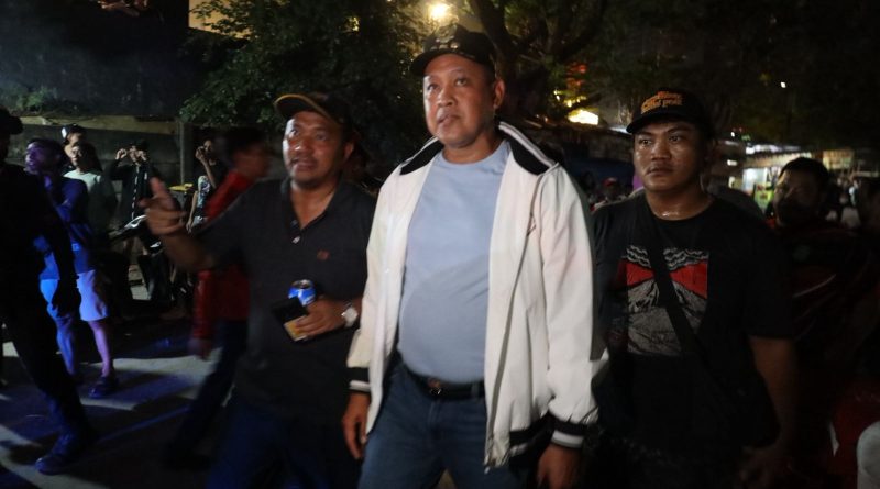 Wali Kota Bekasi Tinjau Lokasi Tabrakan Kereta di Bekasi Timur, Pastikan Evakuasi dan Penanganan Korban Maksimal