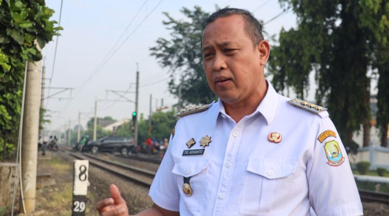 Tinjau Perlintasan Kereta Bulak Kapal, Wali Kota Siapkan Sistem Peringatan Dini untuk Tekan Kecelakaan