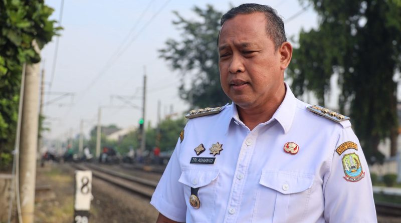 Dishub Kota Bekasi Siagakan Petugas di Perlintasan Sebidang di Bulak Kapal dan Ampera.