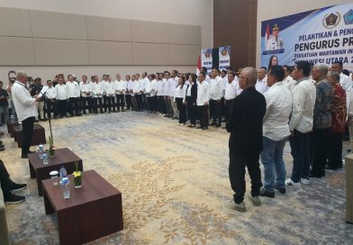 Ketum PWI Lantik Pengurus PWI Sulut 2026 – 2031