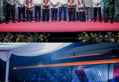 Bupati Karawang Lepas 445 Jemaah Haji Kloter 16