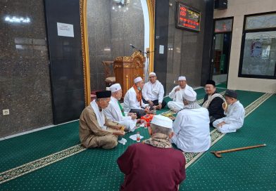 Qurban di Depan Masjid Jami Nurul Ittihad Aren Jaya Bekasi Timur