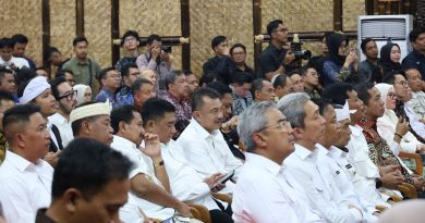 Plh. Wali Kota Bekasi Harris Bobihoe Hadiri Pisah Sambut Kajati Jabar Pakuan Bandung