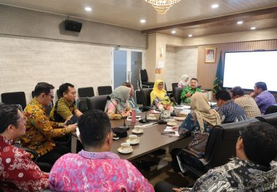 Terima Kunjungan DPRD Kota Banjarbaru Plh Wali Kota Harris Bobihoe Bahas Peningkatan PAD