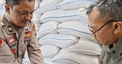 4 Ton Jagung Petani Cibalong Diserap Bulog, Polri Hadir Dukung Ketahanan Pangan