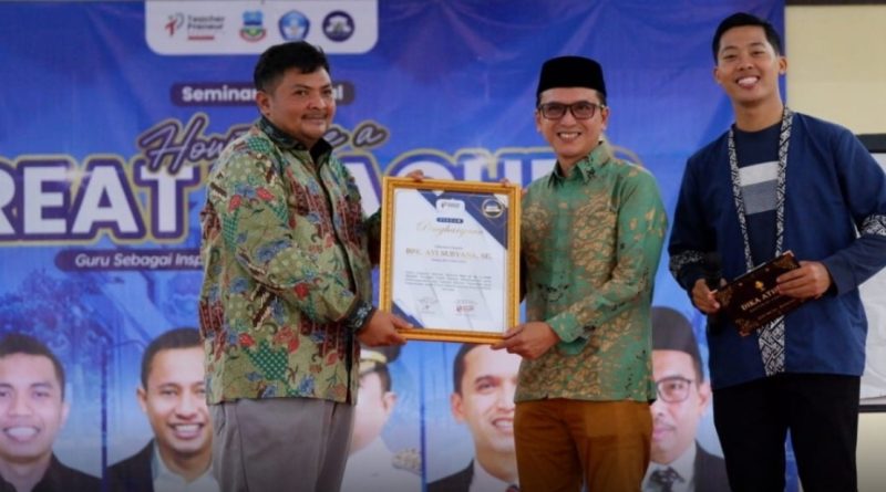 Wakil Ketua DPRD, Ayi Suryana Seminar KNPI Garut: Guru Dinilai Jadi Kunci Mencetak Generasi Berkarakter dan Berdaya Saing
