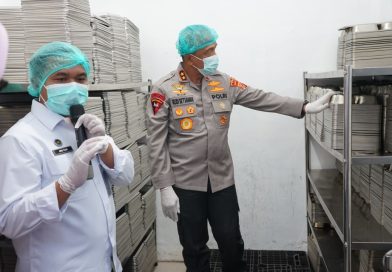 Kapolda Jabar Tinjau SPPG Yayasan Kemala Bhayangkari Polres Garut, Pastikan Layanan Gizi Berjalan Optimal.
