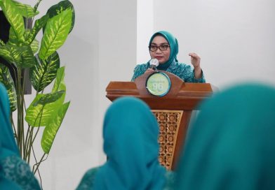 PKK Kota Bekasi Gelar Seminar Asah Kemampuan Public Speaking