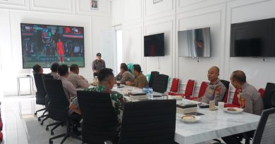 Perkuat Sinergitas TNI–Polri, Kapolres Garut dan Dandim 0611 Garut Gelar Nobar Piala Dunia 2026