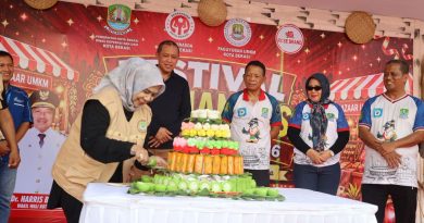 Hadiri Event Jajanan Pasar, Tri Adhianto Harap Menjadi Agenda Rutin di Setiap Kecamatan Kota Bekasi