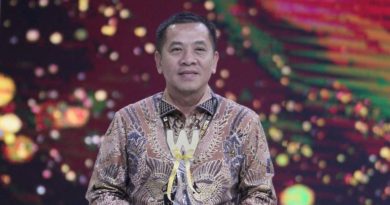 Pemkab Karawang Raih Penghargaan Tata Kelola Pemerintahan Responsif dan Akuntabel
