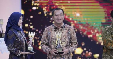Pemkab Karawang Raih Penghargaan Tata Kelola Pemerintahan Responsif dan Akuntabel