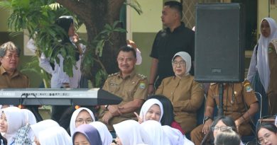 Pesan Wawali Harris Bobihoe Saat Hadiri MPLS SMAN 10 Bekasi
