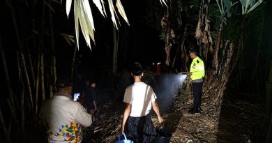 Kolaborasi Polri, Damkar, dan Warga Berhasil Jinakkan Kebakaran Lahan di Pasirwangi