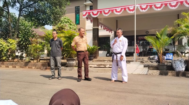 Wejangan dari Camat Mustika Jaya dan Lurah Pedurenan untuk BKC