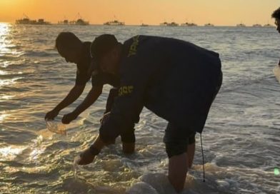 Polres Garut Bersama KKP Lepasliarkan 2.877 Benih Bening Lobster Hasil Barang Bukti Tindak Pidana Perikanan
