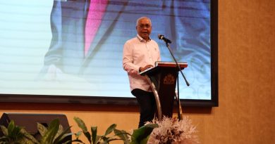 Lantik Pengurus PWI Kepri, Cak Munir Ingatkan Spirit ‘DNA Pejuang’ Wartawan
