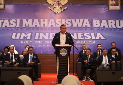 Orientasi Maba UM Indonesia, Wali Kota Bekasi: Gelar Penting, Tapi Ubah Mindset Jauh Lebih Penting