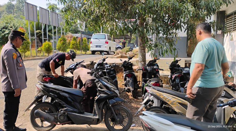 Polsek Bungbulang Tertibkan 15 Knalpot Brong, Ciptakan Suasana Berkendara yang Lebih Aman