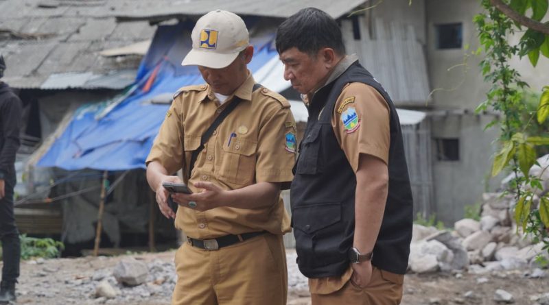 Bupati Garut Tinjau Jembatan Cidarengdeng, Ditargetkan Rampung Awal Oktober 2026