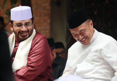 Wawali Harris Bobihoe Hadiri Peringatan Maulid Nabi, Semoga Bawa Keberkahan Untuk Kota Bekasi