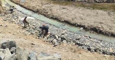 BBWS Citanduy Pasang Bronjong di Sungai Cikawung, Warga Apresiasi Penguatan Tebing